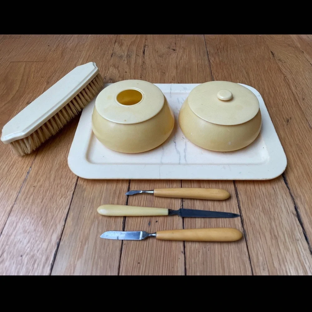 1930s SAN DURO Eclipse Molded Ivory Celluloid Vanity Set